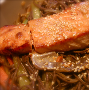 04_Salmon & Noodle in Jap Ginger Broth